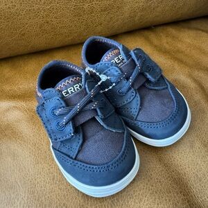Sperry Blue Sneakers with Velcro Strap and Rubber Sole